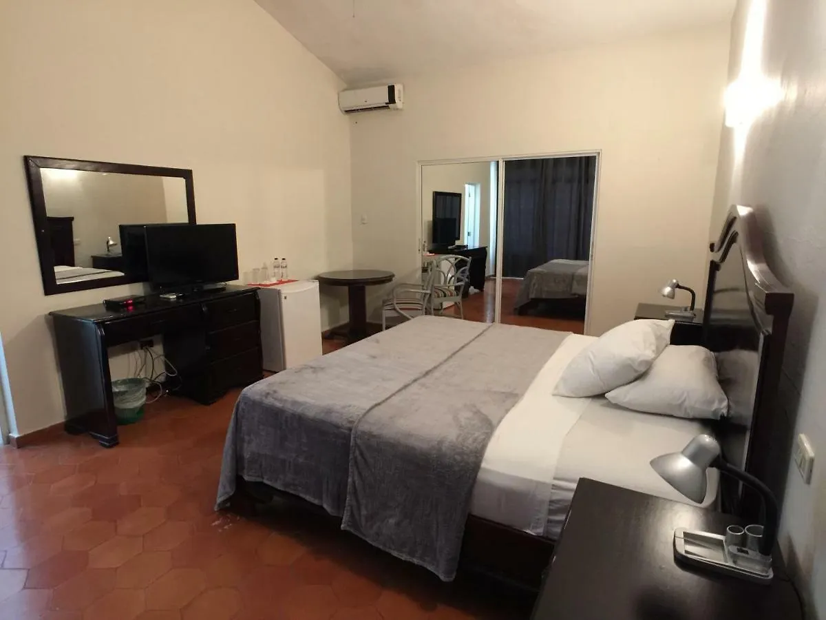 Hotel Alicia Beach 3*, Sosua